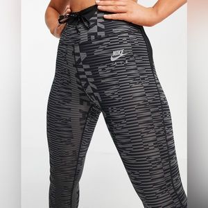 NIKE AIR || Epic High-Waist 7/8 Running Legging Tights in Black - SZ XXS ✨NWT✨